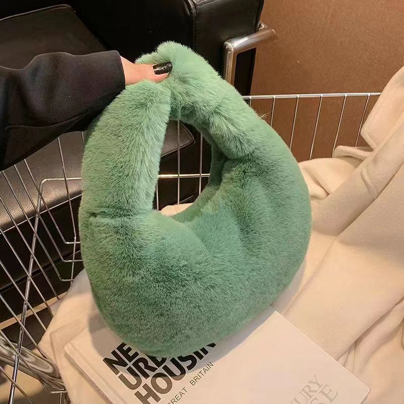 Fur Women'S Small Half Moon Bag Luxury Warm Plush Wrist Bags For Women Fashion Furry Short Handle Clutch Cute Ladies Coin Purses