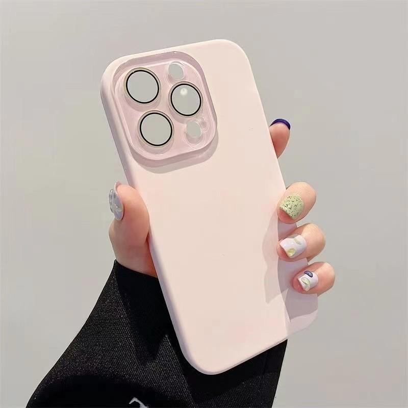 The new liquid silicone is suitable for Apple 11promax mobile phone case lens all-inclusive iphone11 solid color 11pro.