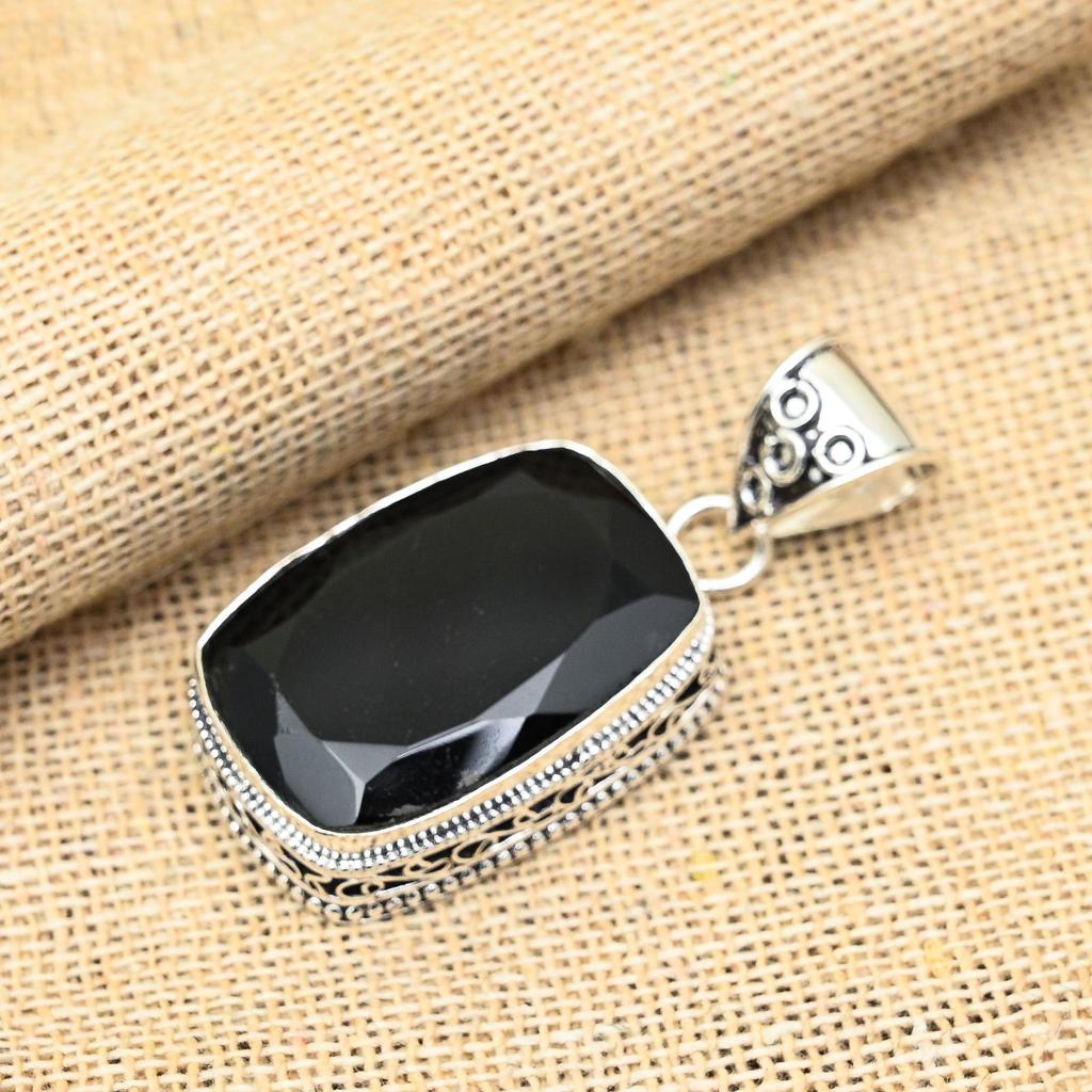 Black Spinel Gemstone Pendant Handmade 925 Sterling Silver Jewelry For Birthday Gift