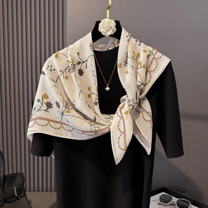 Fashion Printed Square Scarf Women Neck Shawl For Daily Wear