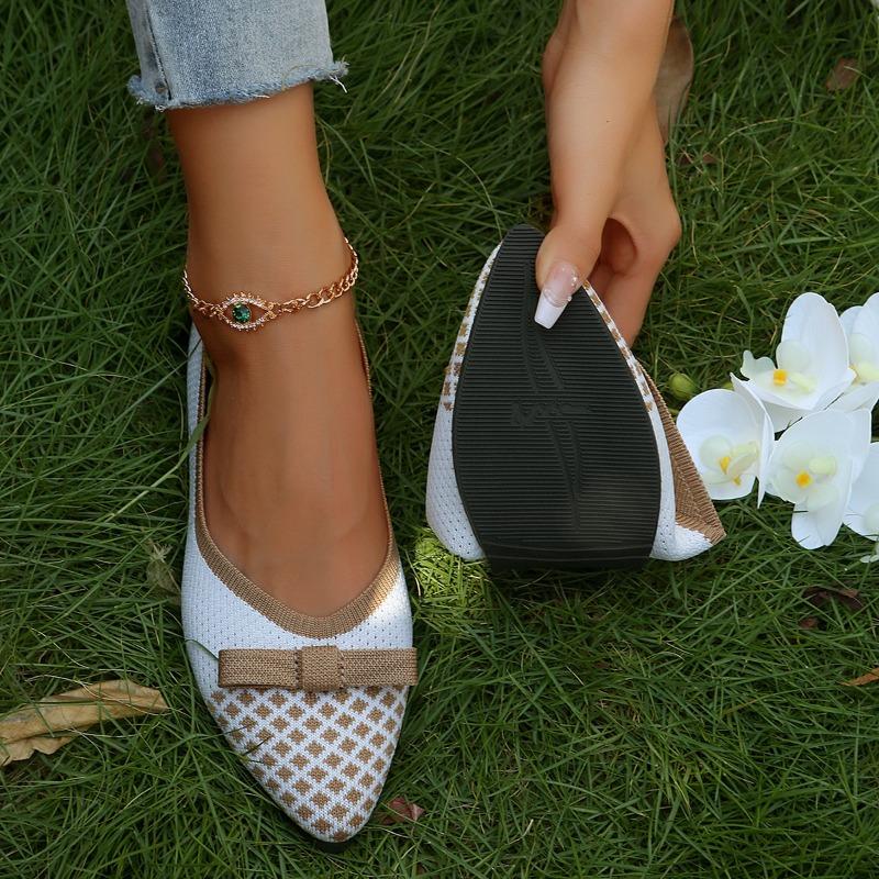 New Style Women's Knitted Slip On Flats Breathable Comfortable Boots Walking Shoes Casual Pointed Toe Walking Sneakers Loafers