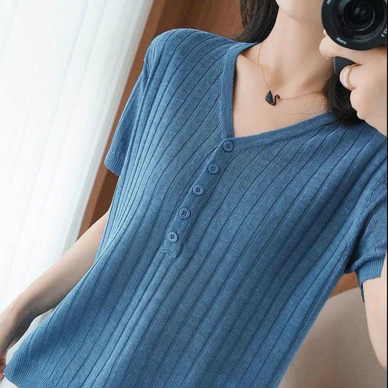 Ice Silk Short Sleeved T-shirt for Women Loose and Slimming V-neck Knitted Sweater Half Sleeved Top