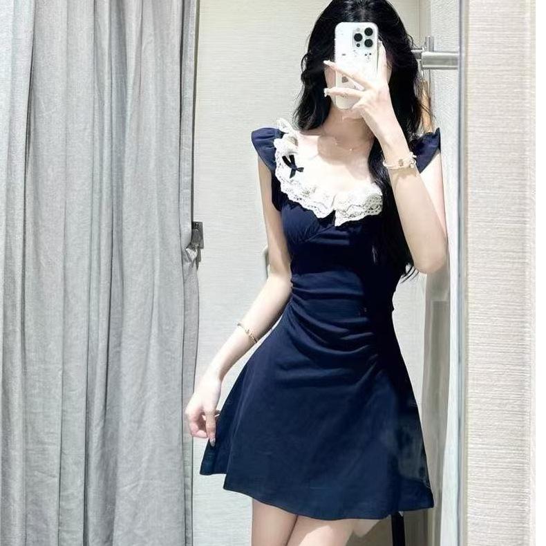 Small French Small Flying Sleeve Dress Children Spice Girls Pure Desire Wind Lace Waist Short Dress Fashion Temperament