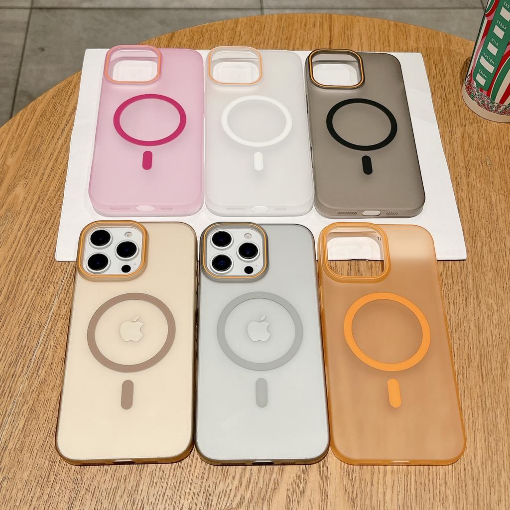 Soft sand skin magnetic attraction suitable for iPhone16 translucent mobile phone case Apple 14promax protective case 13pro