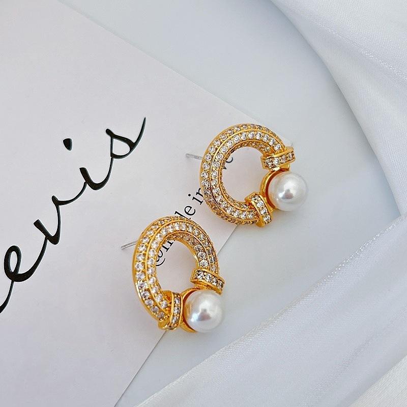 French High-End Zircon Stud Earrings, Unique Personality, Geometric Round Stud Earrings, Commuting Versatile Temperament Earrings, Women