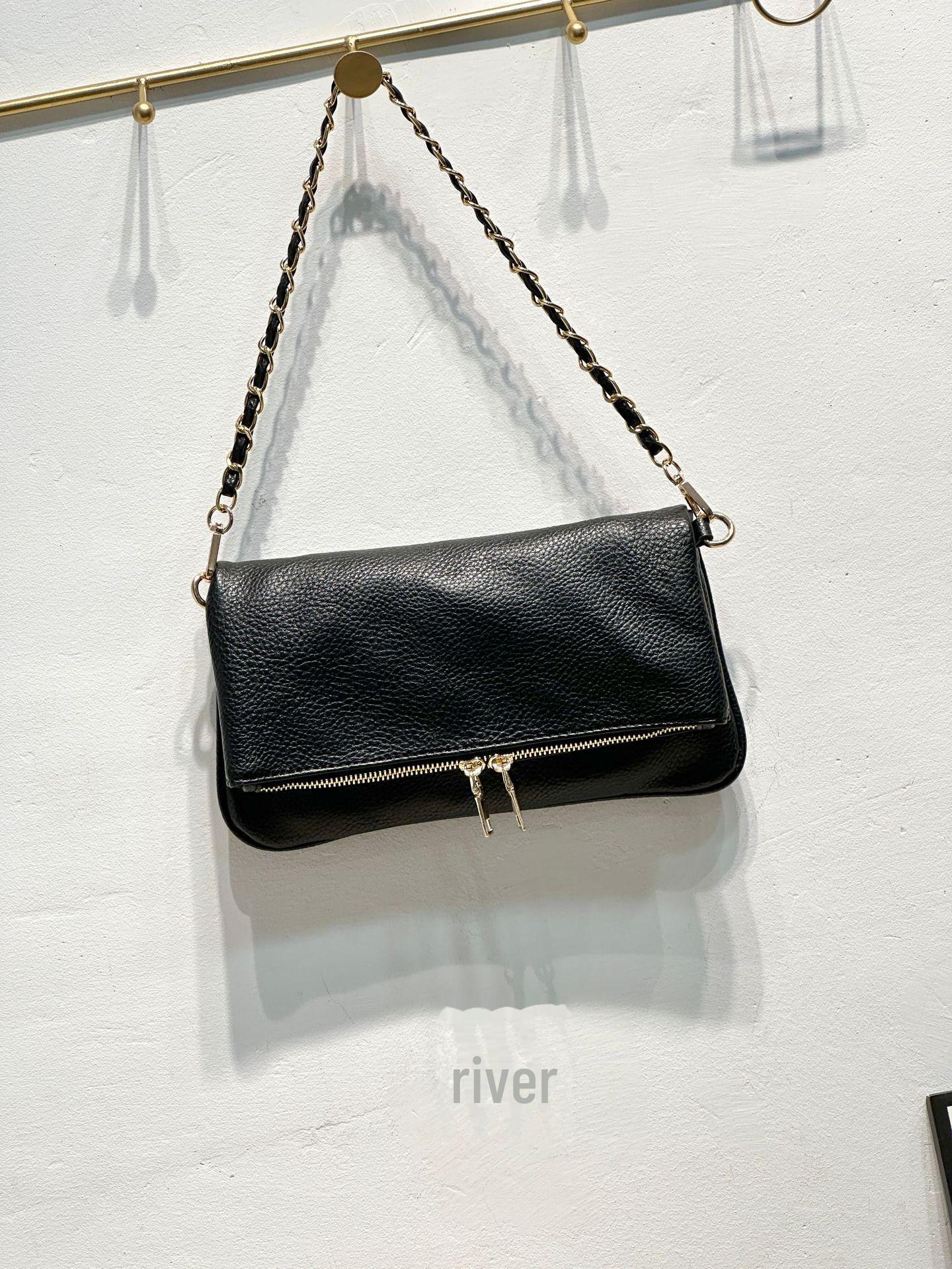 

Модная сумка через плечо с узором «Личи» — простой и универсальный дизайн 28x2x15cm чёрный