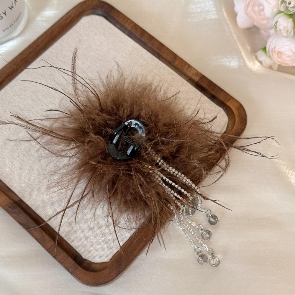 Autumn and Winter New Style Super Fairy Feather Catch Clip Large Hair Volume Large Back of The Head Shark Clip Pure Desire Wind Hair Clip Headdress