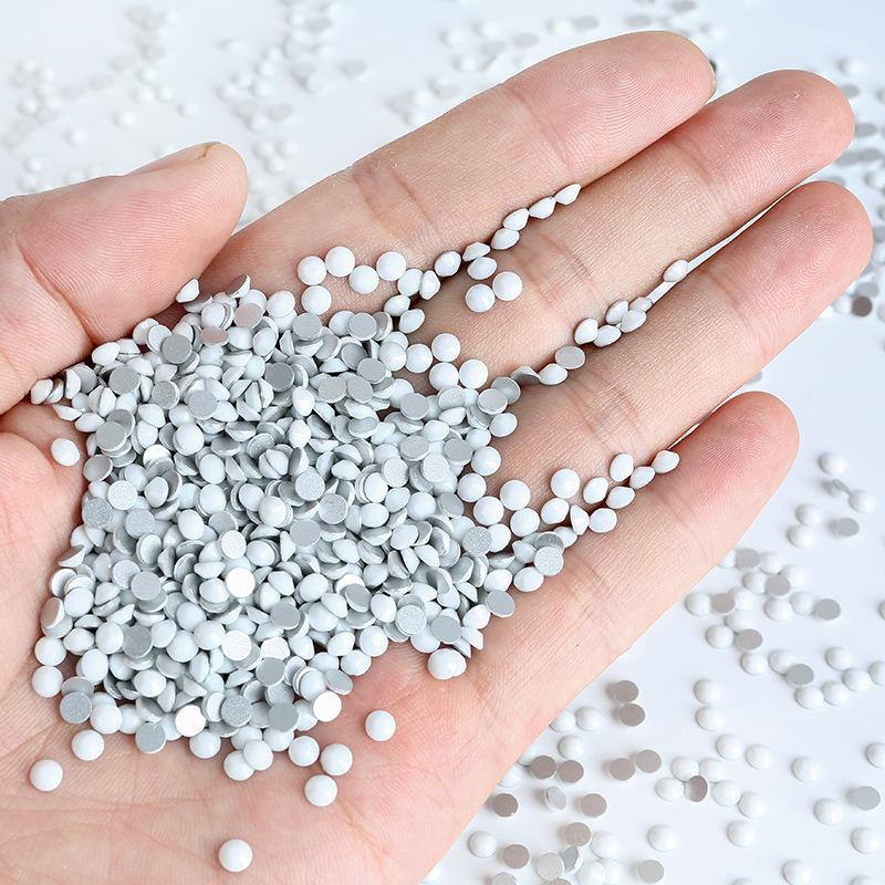 Hot-Selling Transparent Rhinestone Multi-Size Bag Nail Drill Porcelain White Black Rhinestone Nail Drill