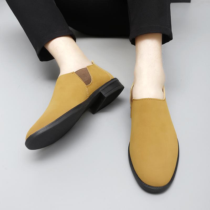 Fashion Comfortable Slip-On Casual Shoes High Quality New Men's Loafers Lightweight Flats Driving Shoes for Men Non-Slip Walking Shoes