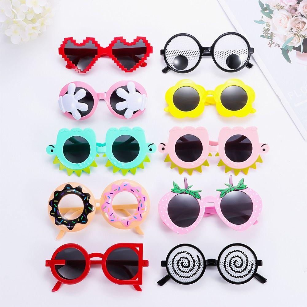 Fruit Design Funny Pineapple Sunglasses Trendy Beach Photo Glasses  for Women & Men
