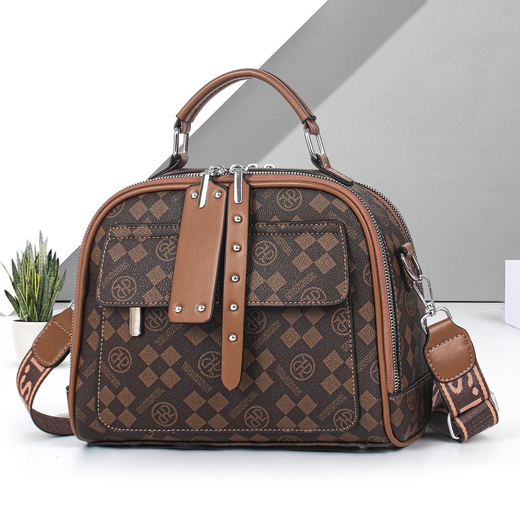 This year's popular bag 2025 new trendy high-end fashion women's small square bag flower versatile shoulder messenger bag