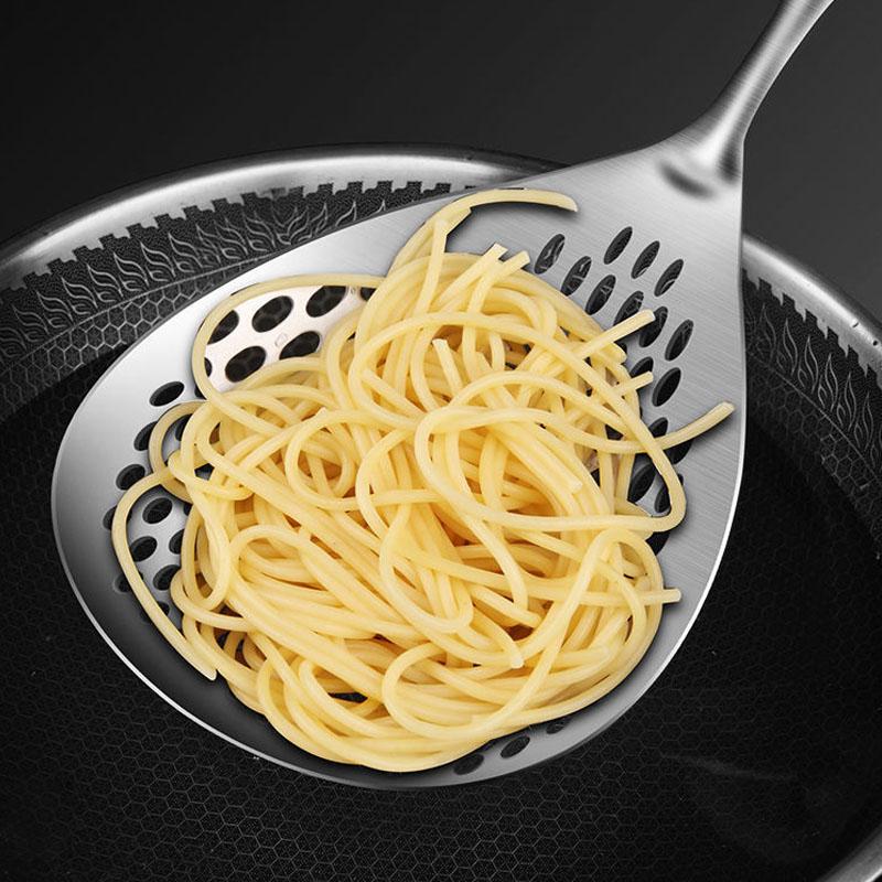 304 Stainless Steel Slotted Spoon With Comfortable Handle Kitchen Skimming Spoon Used For Draining And Frying