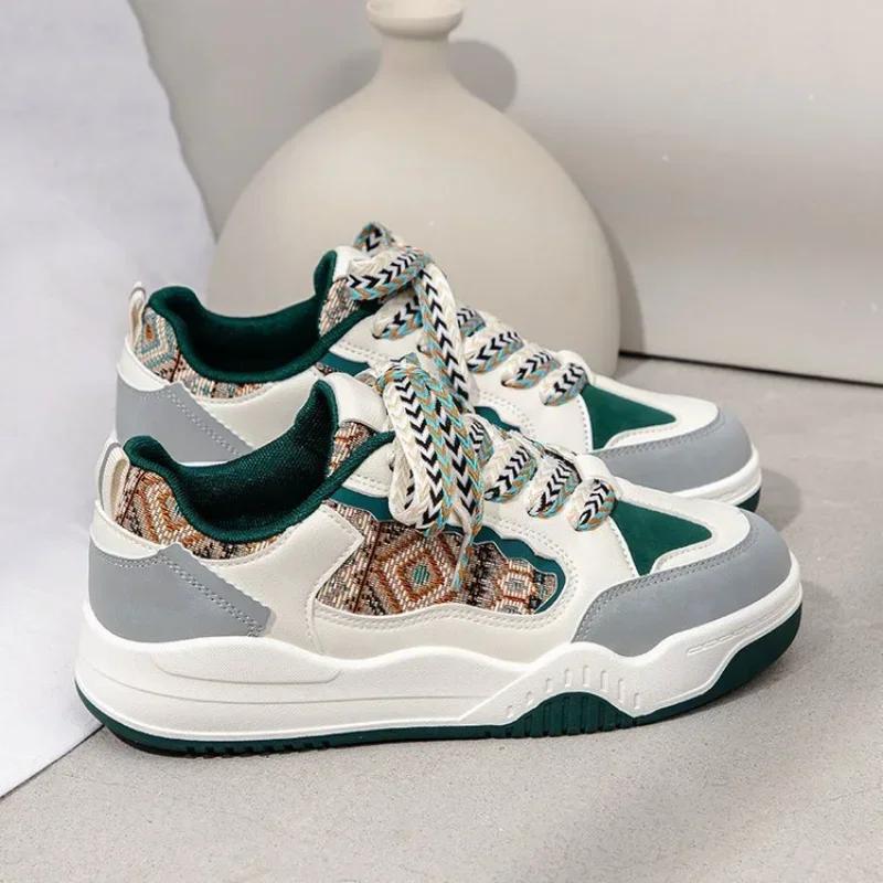 Fashion Women's Sneakers Spring Autumn Comfortable Height Increasing Lace Up Anti Slip Korean White Shoes Outdoor Skateboard Shoes
