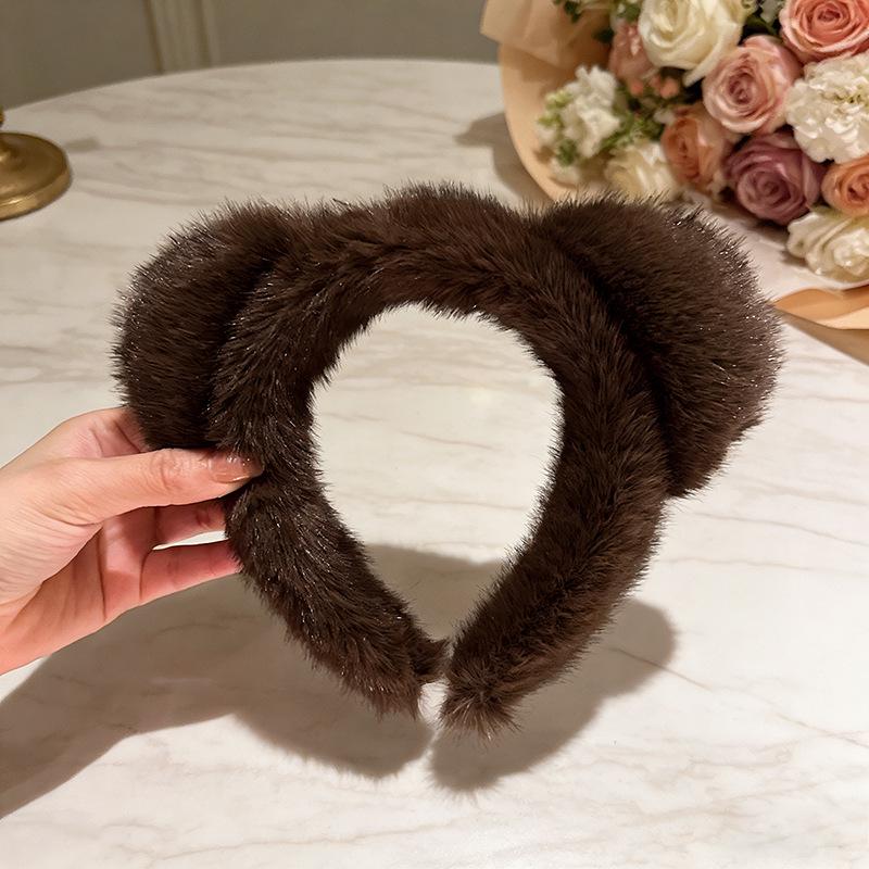 Adorable Plush Bear Headband for Women - 2025 Edition, Perfect Hair Accessory for Washing Face.