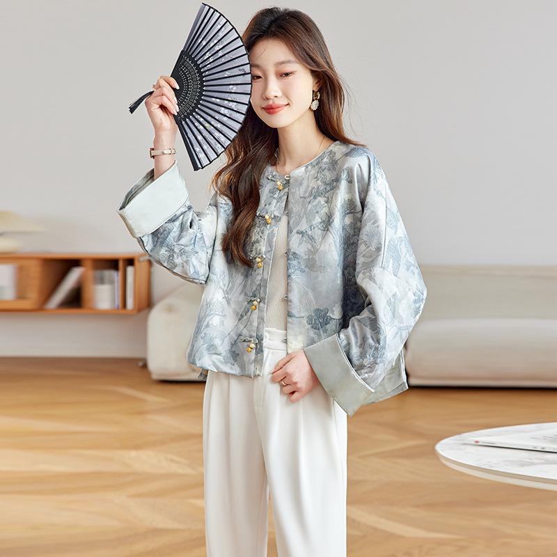 Spring 2025 Retro Chinese Style Loose Jacquard Fashion Outerwear for Women