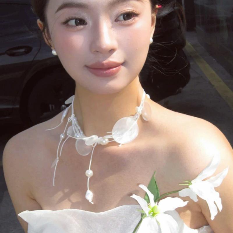 Elegant Bridal White Shell Pearl Necklace Wedding Dress Accessory