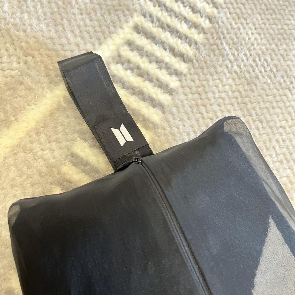 [USED] BTS THE BEST BTS logo towel with pouch