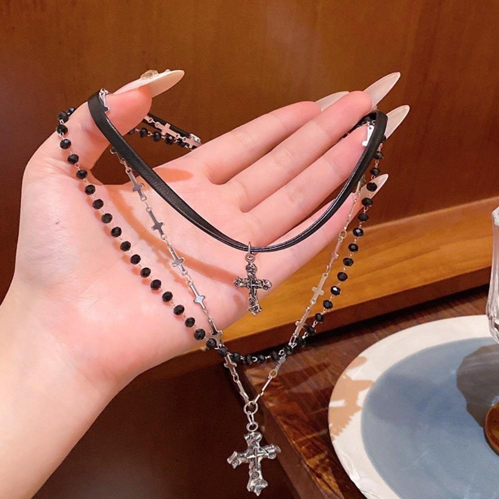 New Multi Layer Cross Bead Long Pendant Metal Cross Cross Pendant Vintage Design Sweet Cool Beaded Chain Women Gift