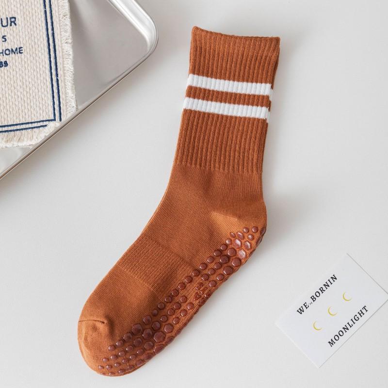 Womens Non-Slip Yoga Socks With Grip Dots Cotton-Polyester Blend Mid-Calf Length Seamless Knit Pilates Fitness
