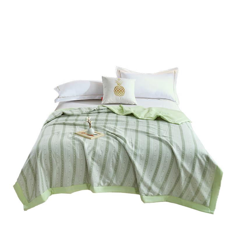 

Playboy Superior Sleep Chiffon Summer Quilt