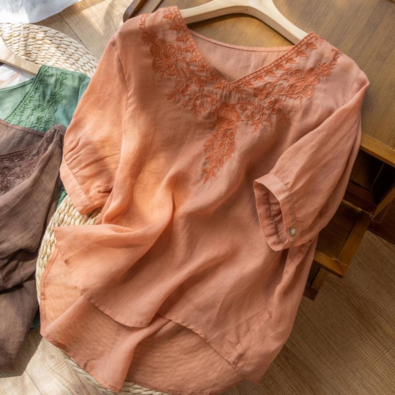 T-shirt a maniche corte in cotone o lino da donna per l'estate con scollo a V, ricamo, taglio largo e sottile, modellante, taglie forti, abbigliamento da donna