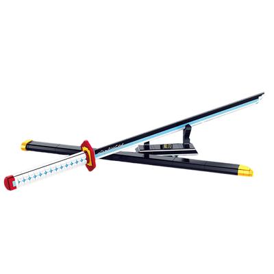 695 pièces Anime Tomioka Giyuu Ninja Couteau Lame Épée Blocs de Construction Katana Arme Briques Jouet Pour Enfants Adultes Cadeaux