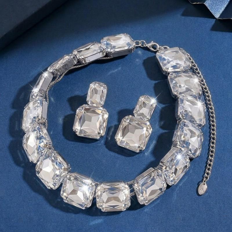 Geometric Cube Crystal Statement Earring Choker Necklace Set Women Fashionable Oversized Rhinestone Jewelry In White Or