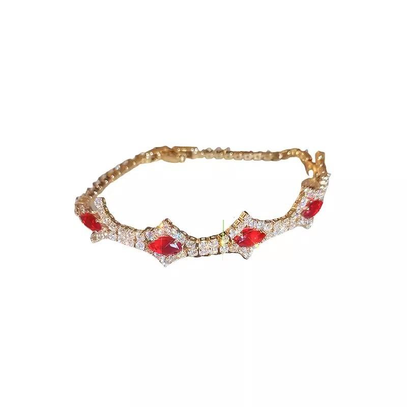 Rhombic Zirconia Bracelet - High-end, Stylish Accessory for Sophisticated Ladies, with A Luxurious Touch.