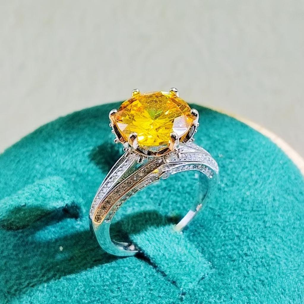 Luxury Imitation 5-Carat Zircon Ring Full Of Diamonds, Pigeon Eggs, Large Carat Women'S Diamond Women'S Ring.