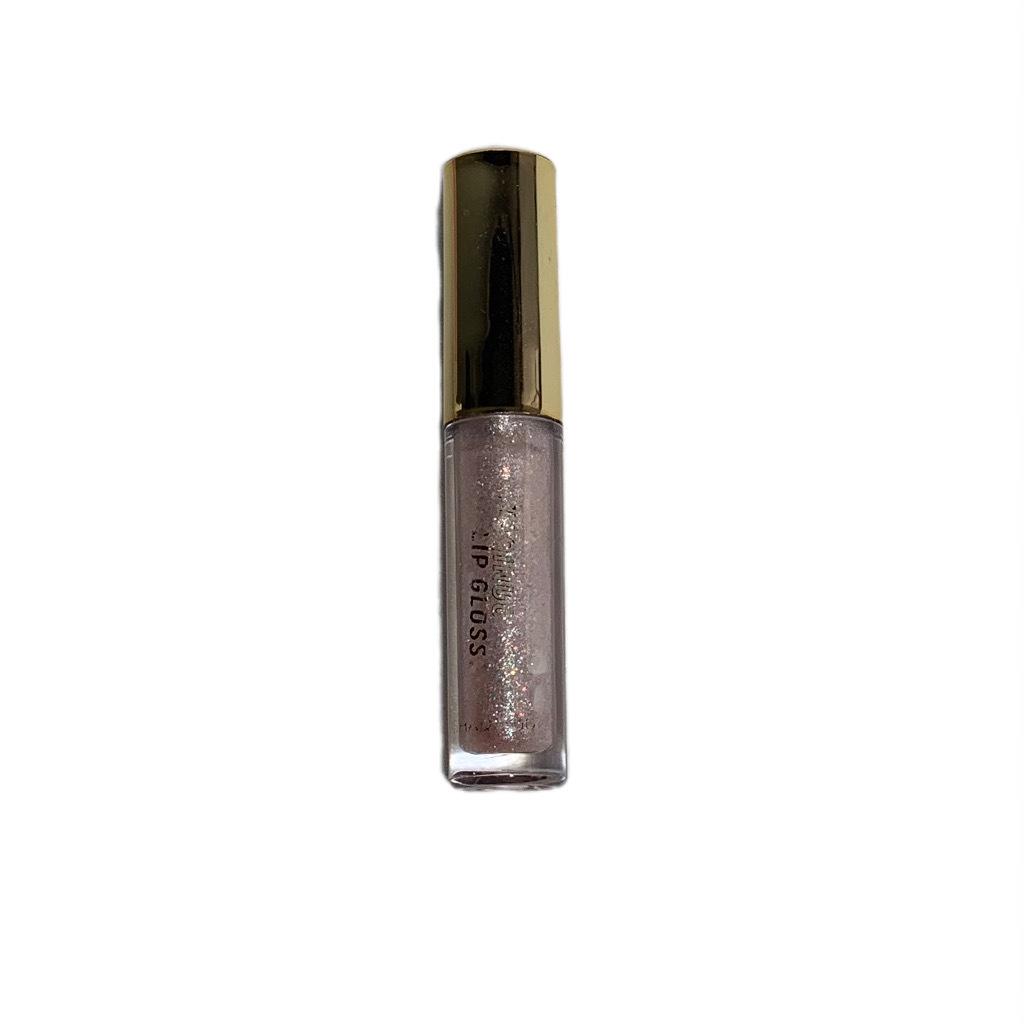 SHAQINUO Plumping Sparkle Lip Gloss: Watery Mirror Finish, Hydrating Lip Oil for Pouty, Glossy Lips.
