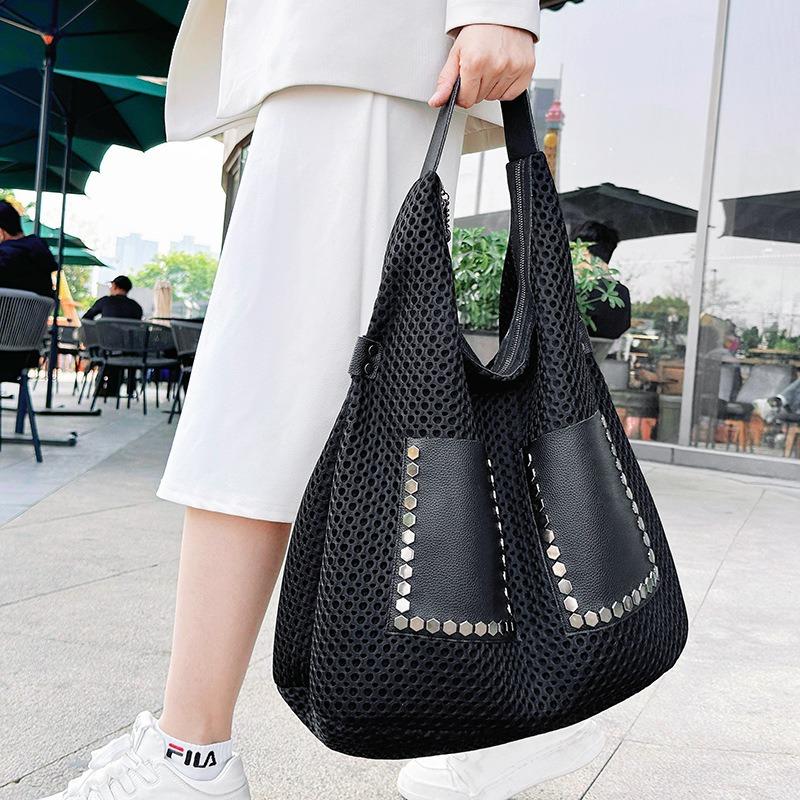 Spring new trend fashion simple large capacity portable shoulder tote bag niche design casual