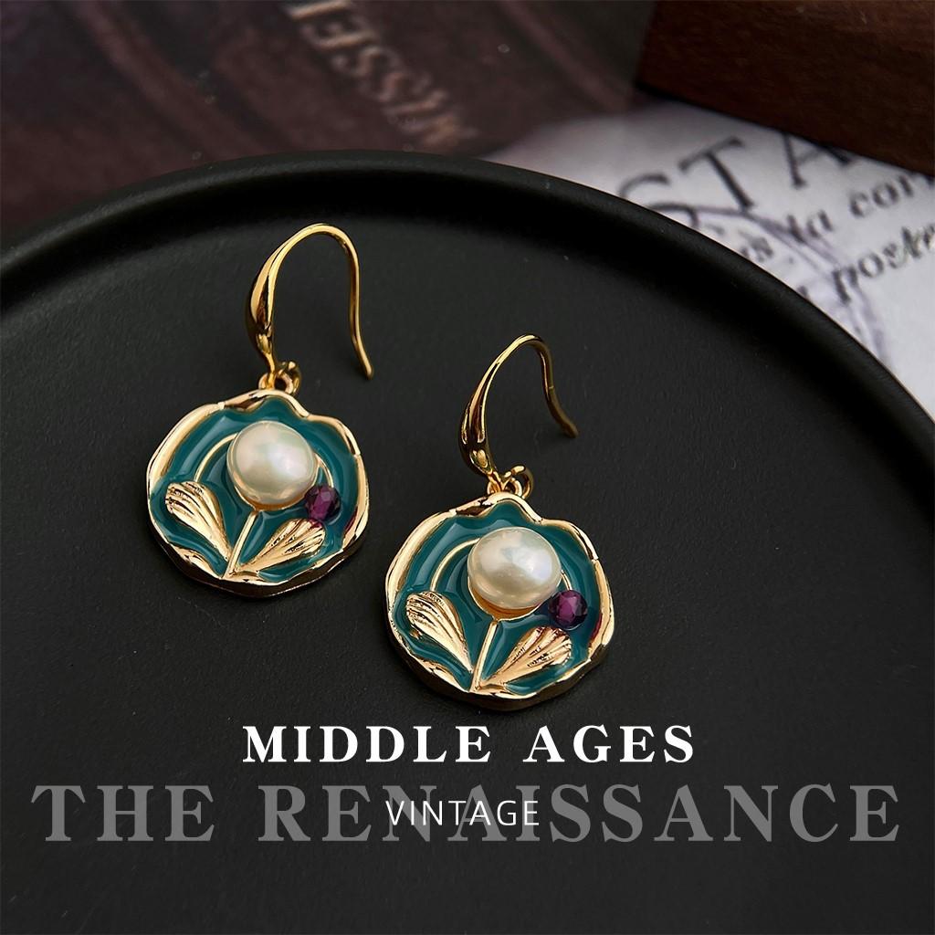 

Enamel drop glaze freshwater pearl earrings French retro literary oil painting flower earrings