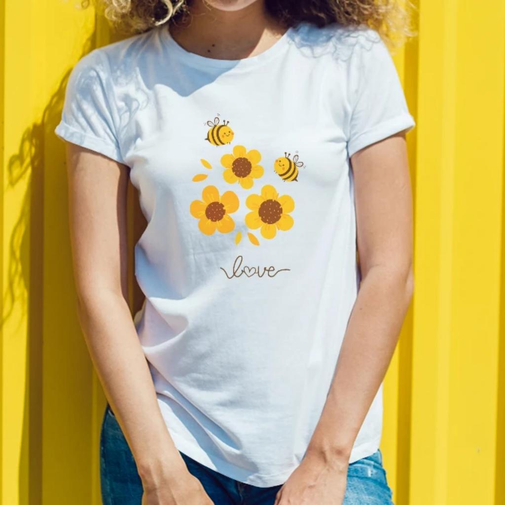 Summer Womens Short Sleeve Cotton T Shirt Bee and Flower Love Print for Casual Summer Days Young Women with a Sweet Style