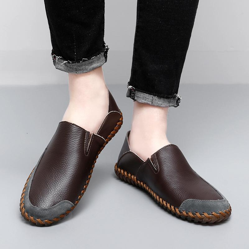 Men's Slip on Moccasins Driving Shoes Casual Loafers Retro Handmade Leather Outdoor Black Wide Shoes for Father Large Size