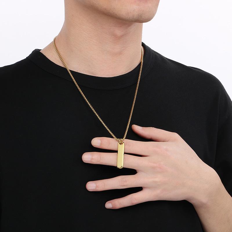 Einfache rechteckige Edelstahl-Anhänger-Halskette für Männer Hip-Hop Personalisierbare Charms Schmuck Stereoskopische geometrische Accessoires