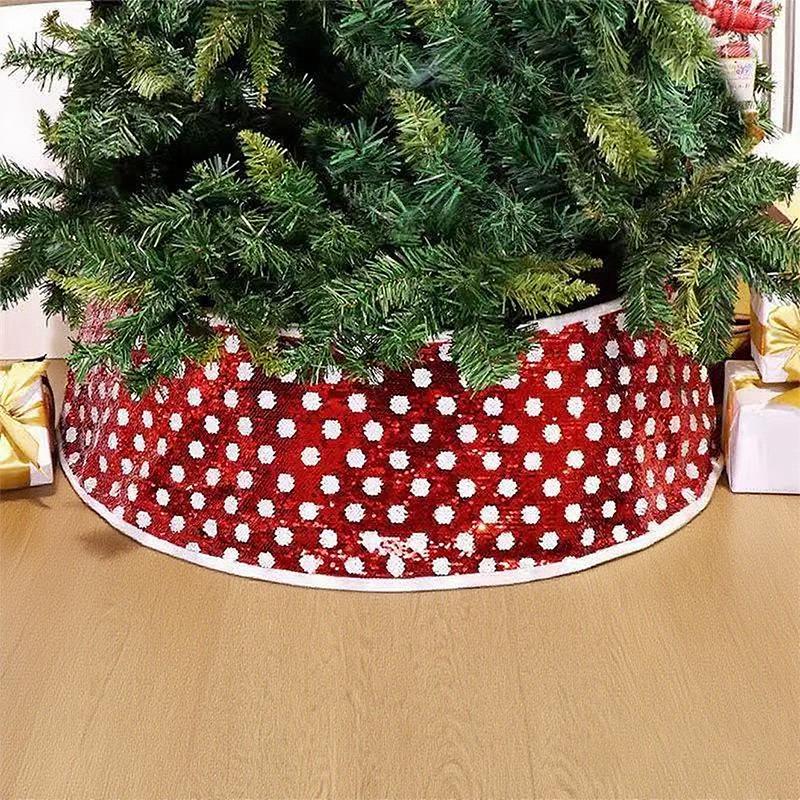 Vertical Diamond Plush Knitted Christmas Tree Skirt with Holiday Ornaments