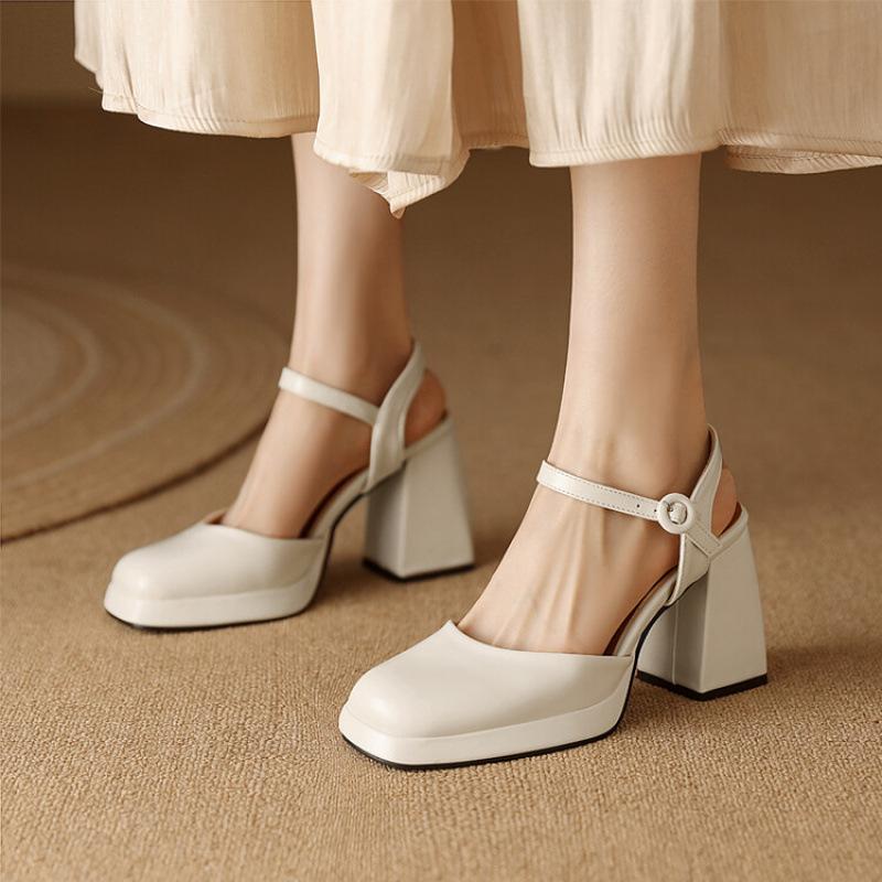 New Square Head Roman Sandals Summer Women's High-heeled Sandals Patent Leather Large-size Shoes Casual Women's Shoes Thick-soled Waterproof Table