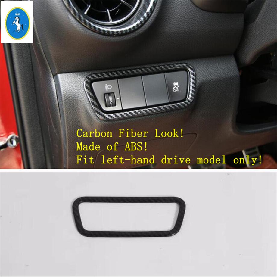 Декоративная накладка под карбон на боковой воздуховод / переключатель фар / центральный воздуховод для Kia Cerato Forte K3 - Headlight switch