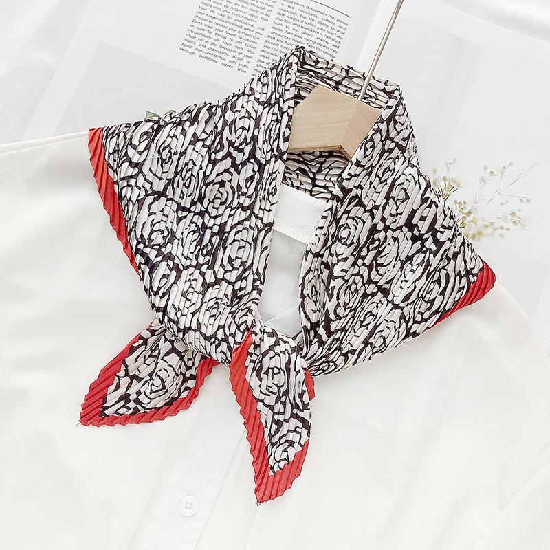 Retro Color Block Crinkled Square Scarf - 70cm Pleated Neckerchief in Imitation Silk for Women