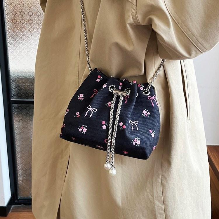Trendy Soft Fabric Drawstring Bucket Bag With Chain For Women Ideal For Daily Outfits