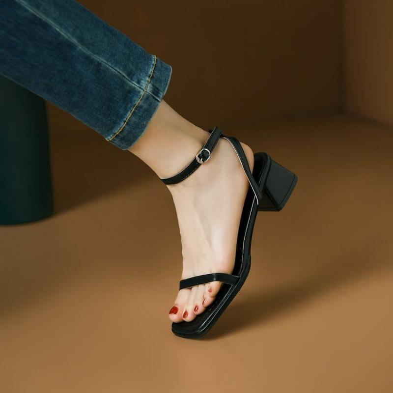 Damskie Sandały Kobieta Lato Sandały na grubym obcasie 2024 Damskie Gladiator Odkryty palec Plażowe płaskie Sandały Damskie Obuwie