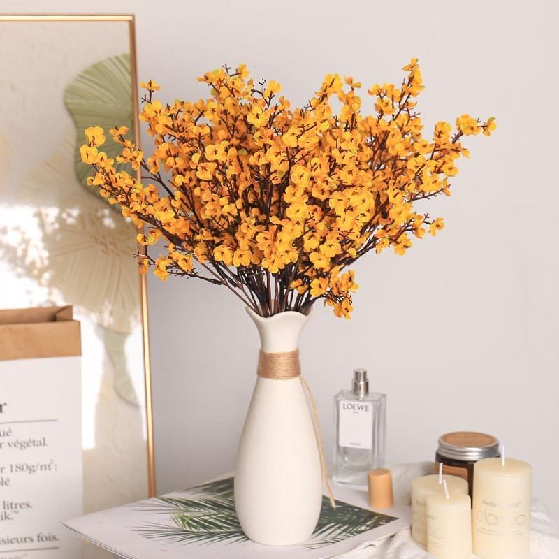 Artificial Gypsophila Paniculata Flower Wreath With Silk Bloom Material For Outdoor Weddings And Event Styling