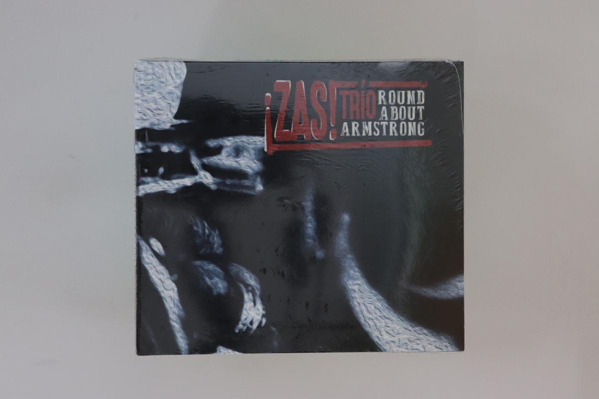 

CD ZAS Round About Armstrong KAR7863 KARONTE 2017 Spain Jazz Used