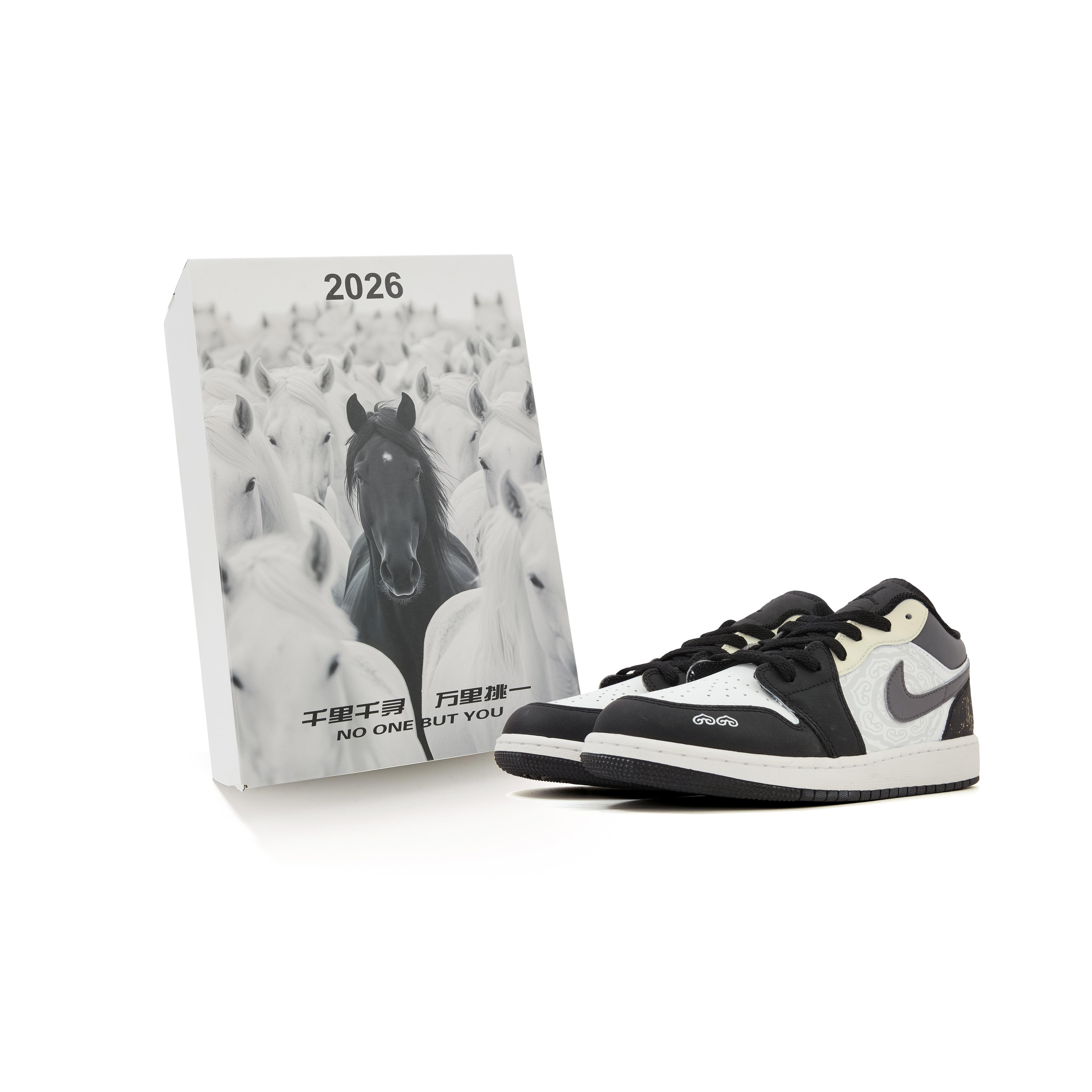 

Jordan Air Jordan 1 Abrasion Resistant Low top Vintage Basketball Shoes Unisex Black Gray 553558-081(Team44-) 44.5