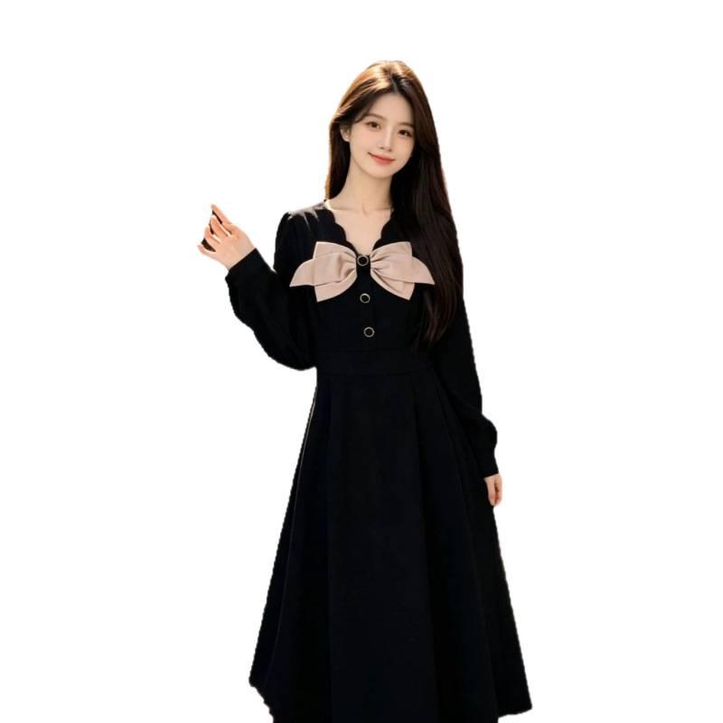 Little Black Dress Female Hepburn Style Spring and Autumn New Retro Knee Thin Dress Temperament Long Dress