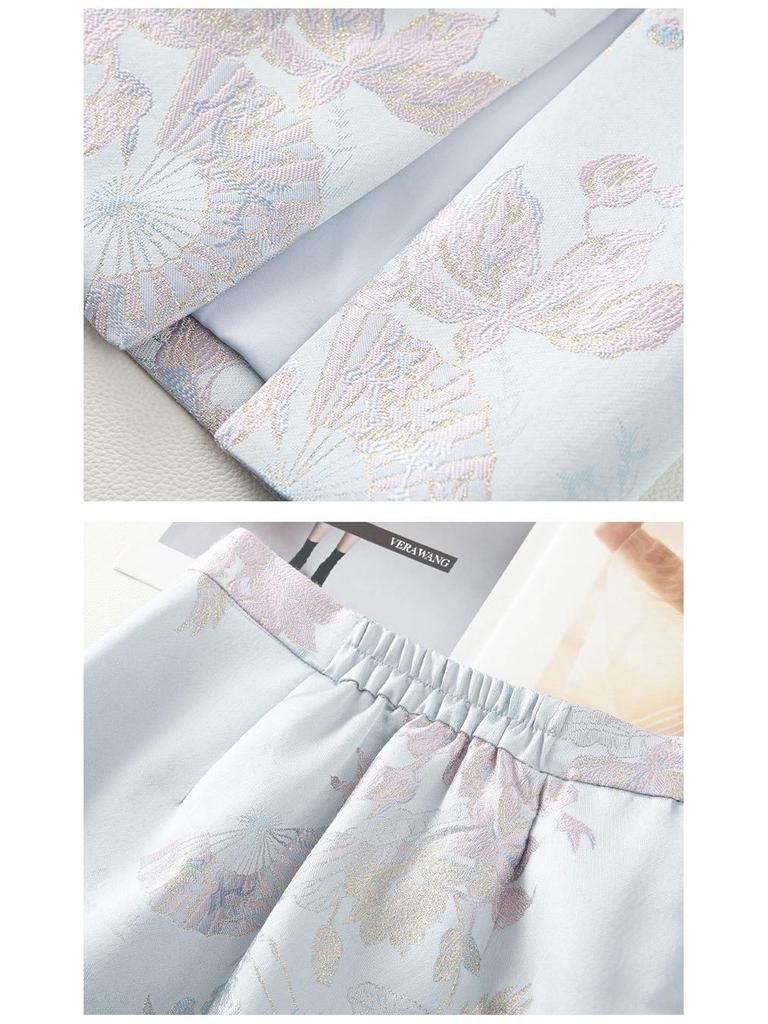 2026 New Chinese Style Embroidered Slit Midi Skirt for Women - Slimming, Hip-Hugging, Ideal for Spring and Autumn
