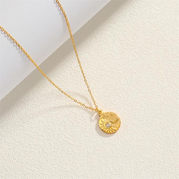 Women's Waterproof Star Pendant Necklace with Pearls Chain 18K Gold Plated Stainless Steel Materials Stylish Outfiuts