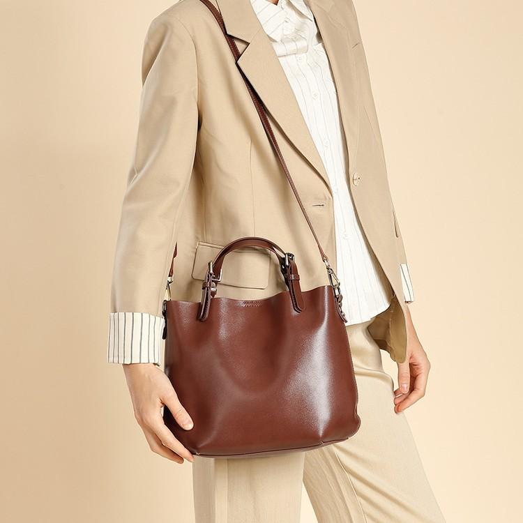 The First Layer Of Cowhide Is Simple And Large-Capacity Commuter Tote Bag, Versatile And Advanced Sense, Portable Single Shoulder Crossbody Bucket Bag