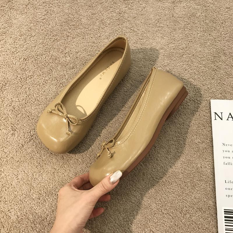 Retro Literary and Artistic Round Head Gentle Wind Grandma Shoes Spring 2025 Soft-soled Fairy Flat-bottomed Bow Pregnant Women Single Shoes Women