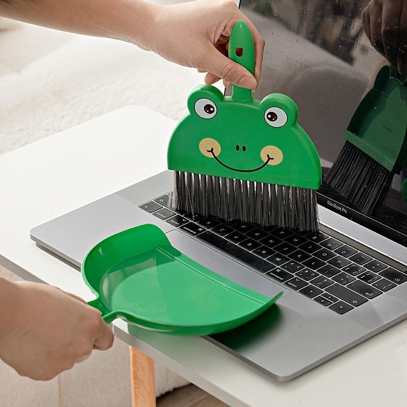 Cartoon Dustpan And Broom Set, Mini Cleaning Brush for Desktop, Small Broom Combination for Table Cleaning